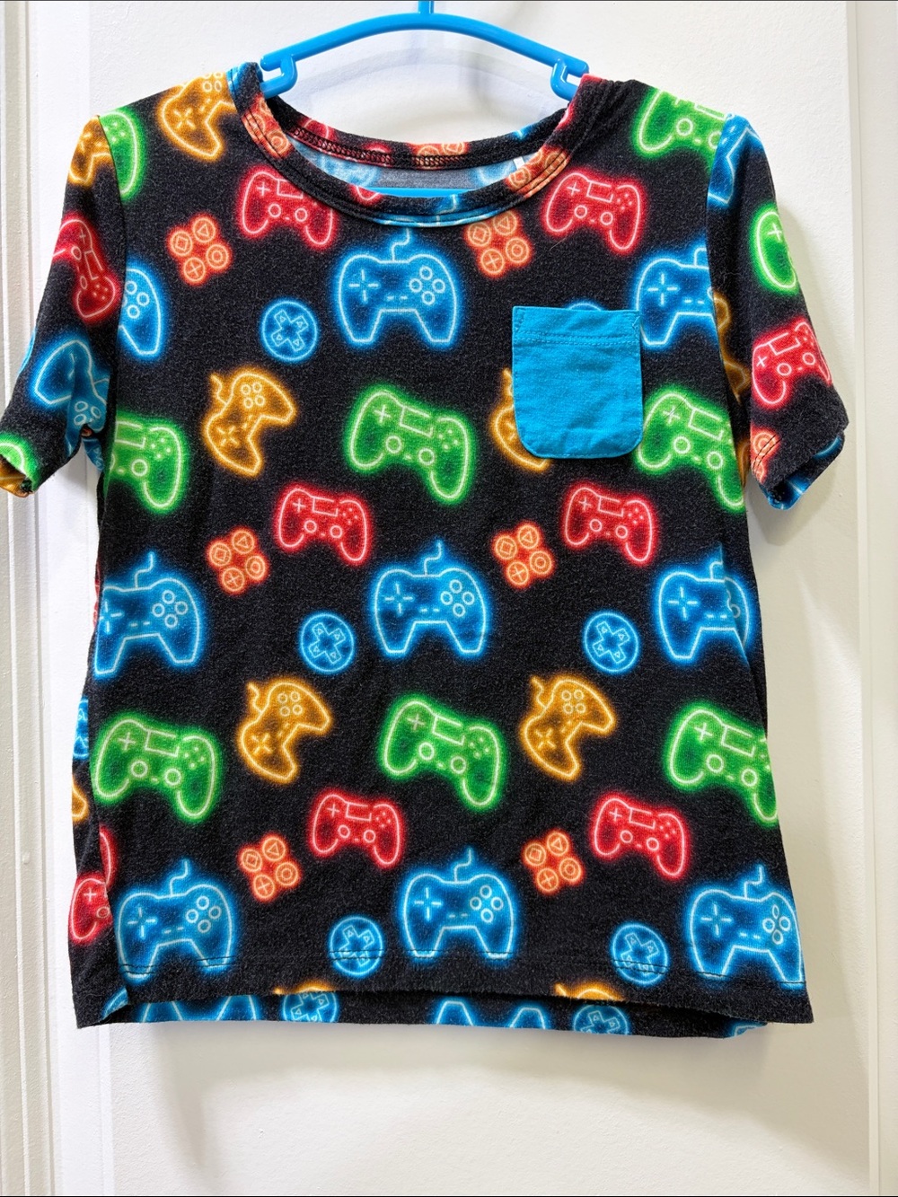 Bamboo Black Neon Game Controller Pocket Tee